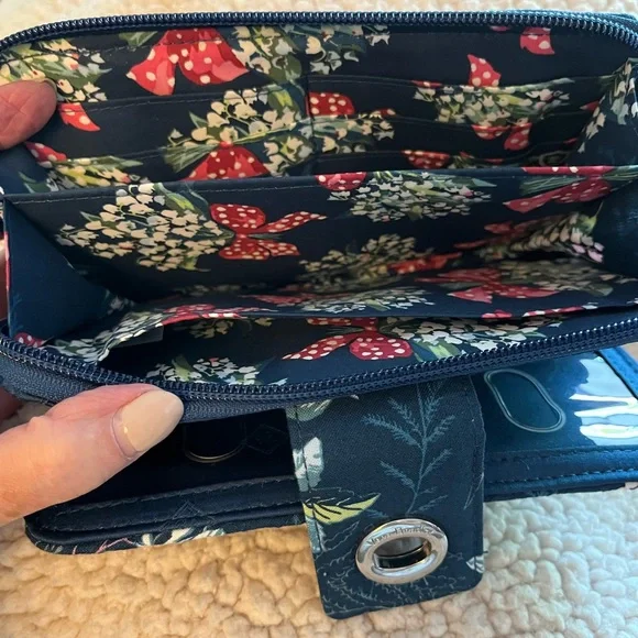 Vera Bradley blue and pink wallet NWT - Picture 2 of 5
